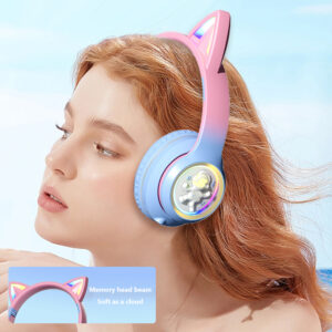 Wireless Headset Noise Canceling Stereo HiFi Headphones Over Ear Lighting Cat Ears Earphones Ultra Long Playtime Headset green